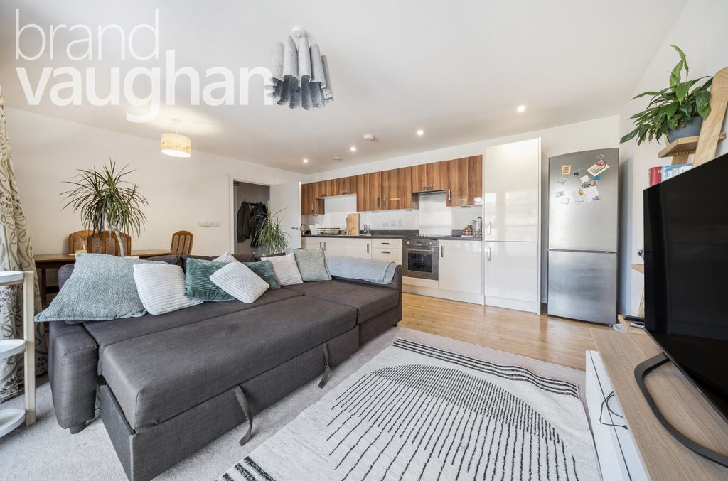 Property photo 2 of 9 Living Room