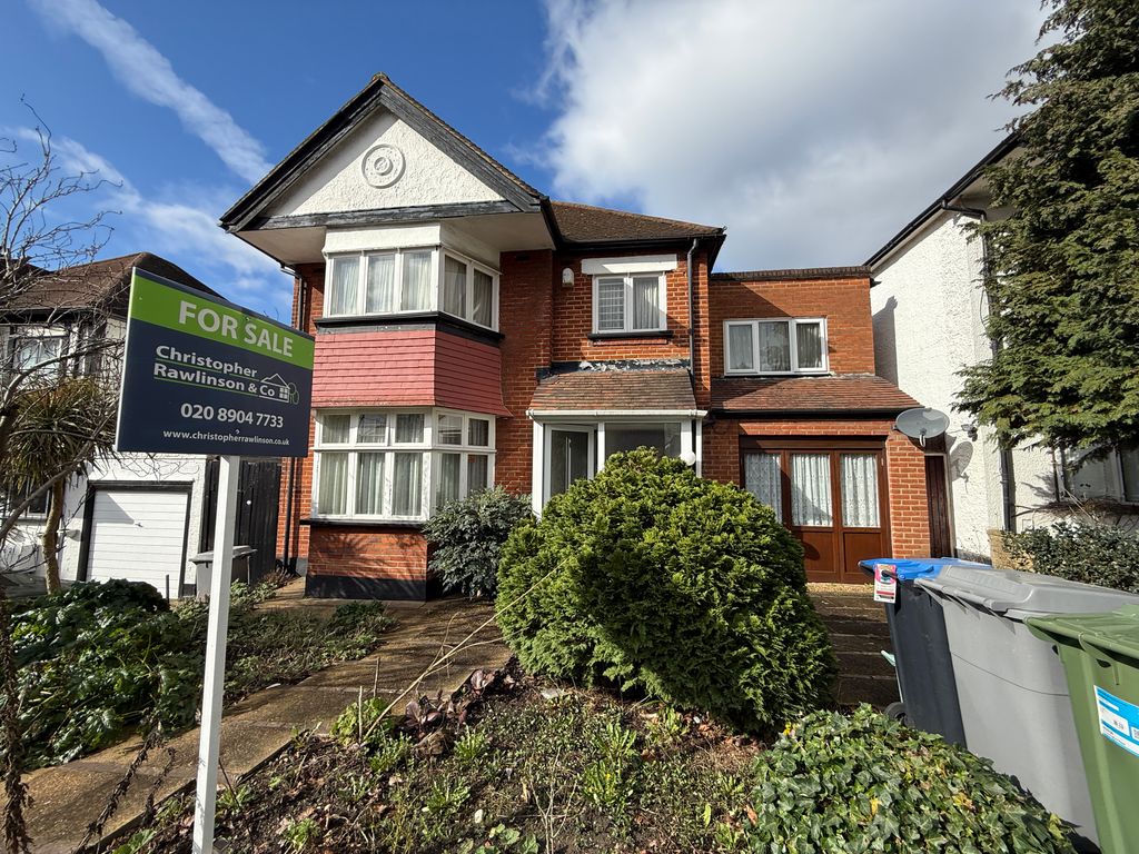 Property photo 1 of 24