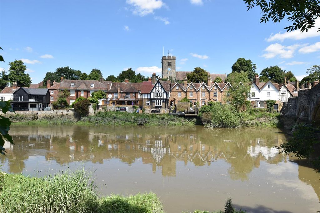 Property photo 2 of 18 # Aylesford Riverside View.Jpg