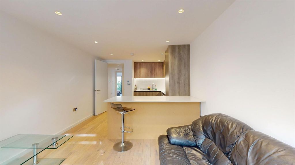 Property photo 2 of 12 New Home, Plaistow E13, For Sale By Barrain London