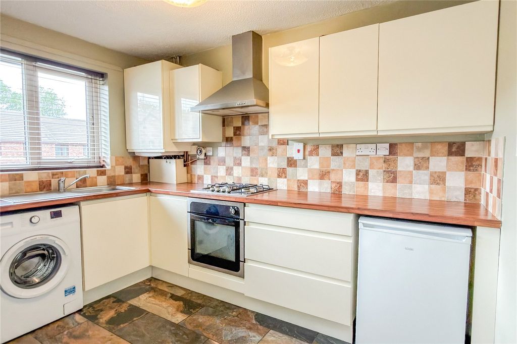 Property photo 2 of 12 Picture No. 09