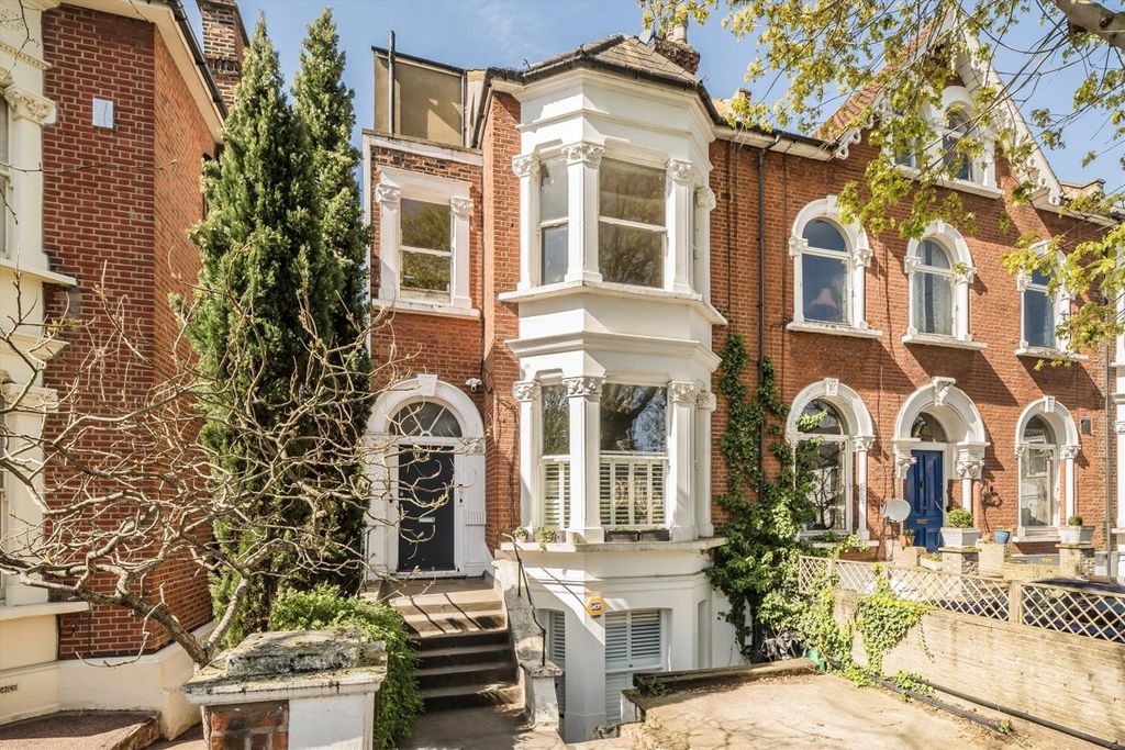 Property photo 1 of 6