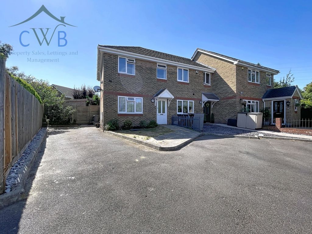 Property photo 2 of 18