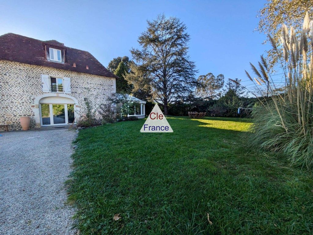 Property photo 3 of 10