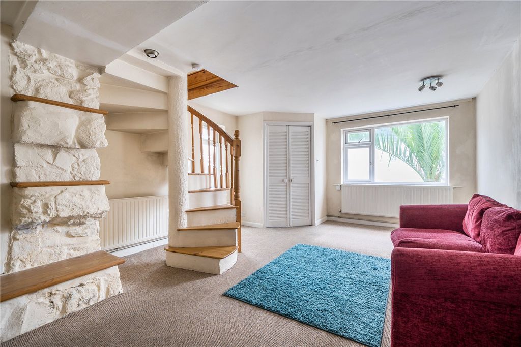 Property photo 2 of 16 Picture No. 31