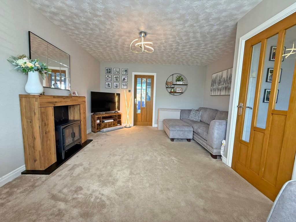 Property photo 2 of 13 Img_3408