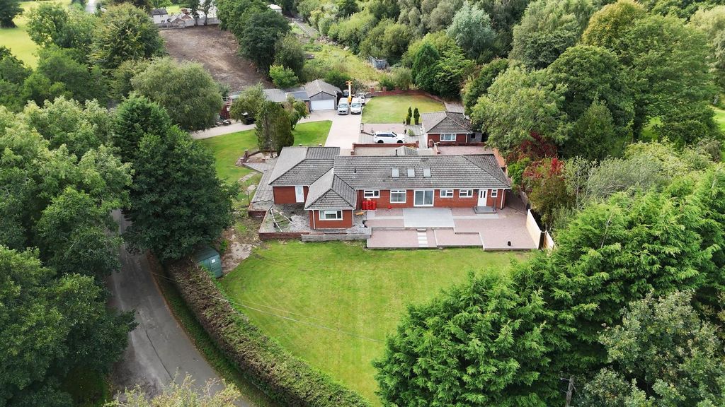 Property photo 2 of 52 Dji_0099.00_12_53_18.Still145.Jpg