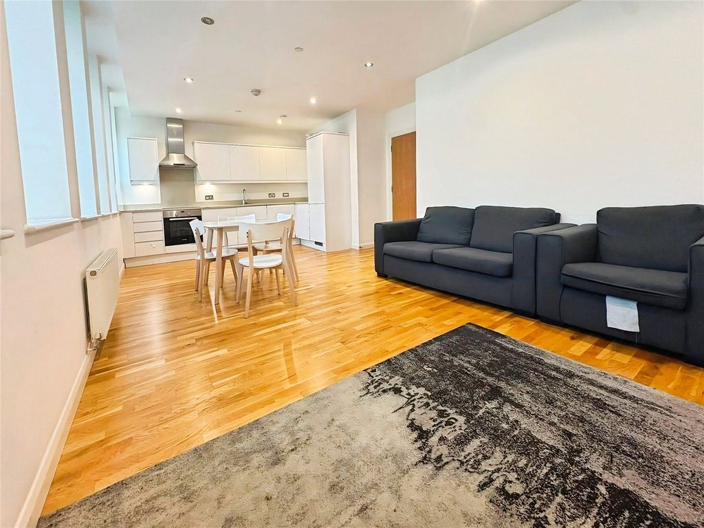 Property photo 1 of 10 Reception Room
