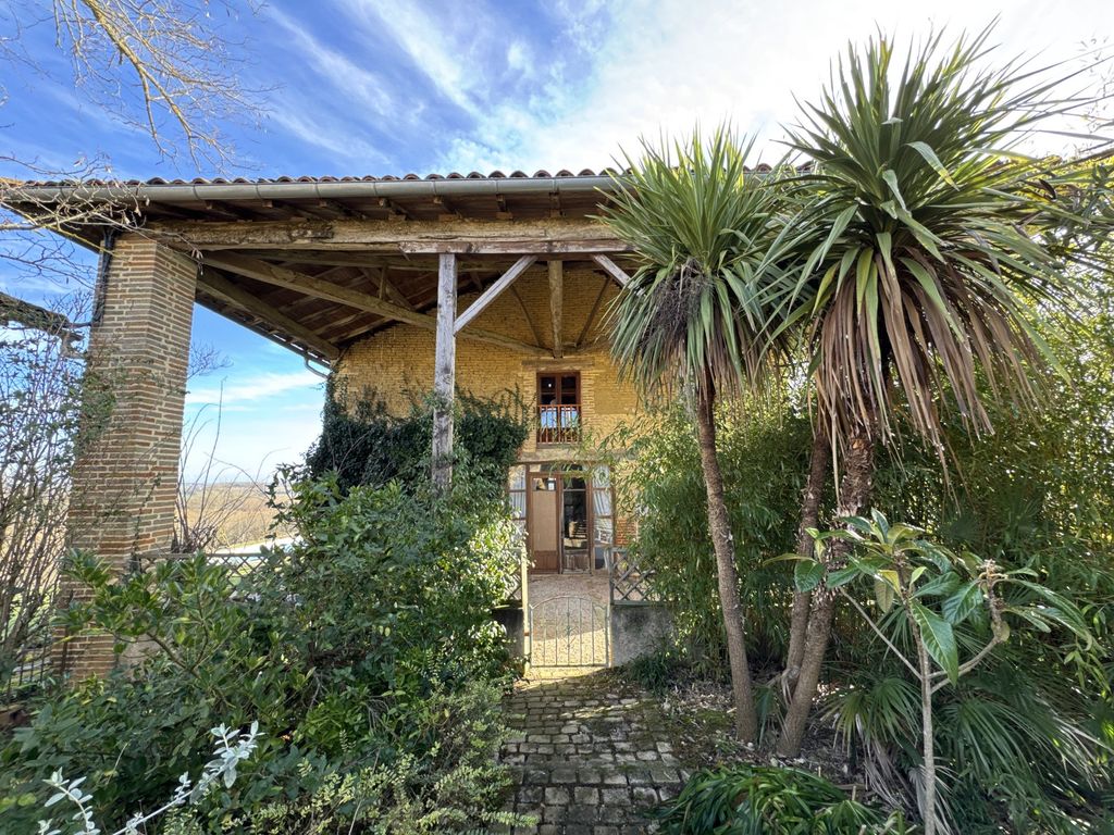 Property photo 3 of 33