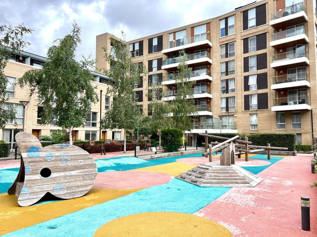 Property photo 1 of 16 3296430