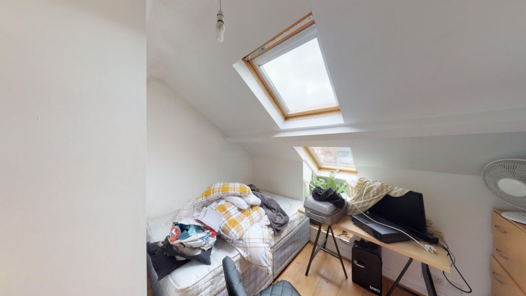 Property photo 2 of 10 Bright Attic Room Featuring A Skylight Window That...