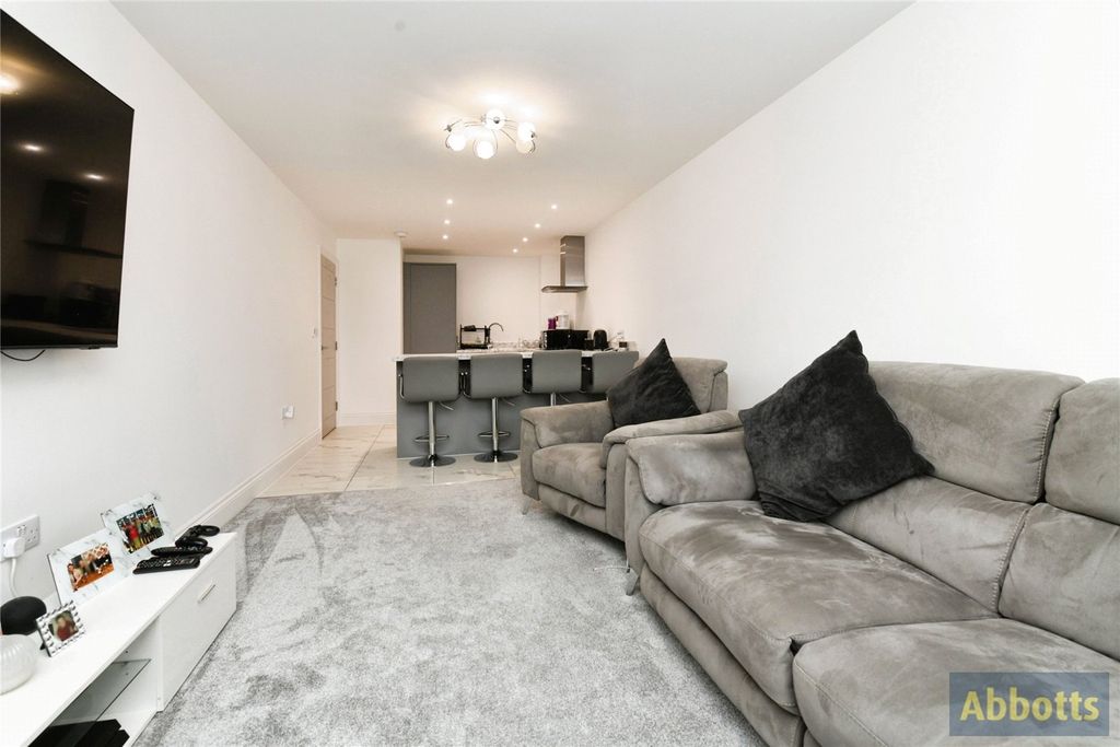 Property photo 3 of 18 Picture No. 03