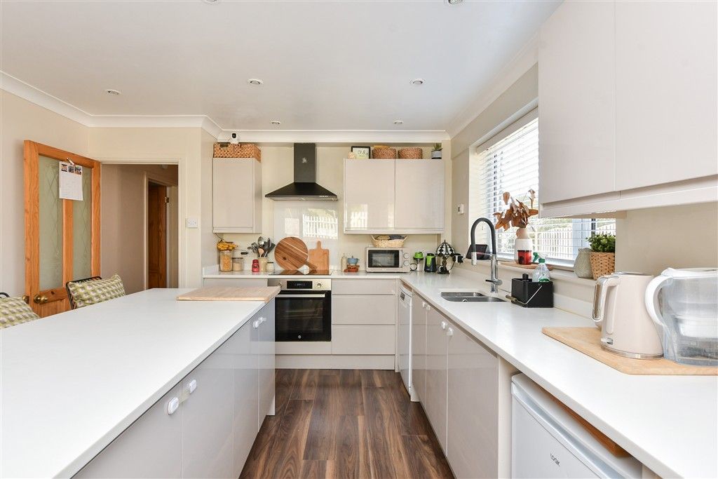 Property photo 1 of 11 Kitchen/Diner