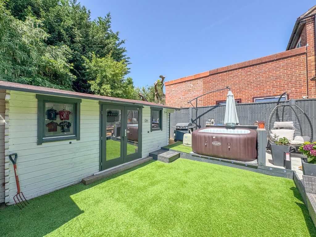 Property photo 2 of 30 Img_3268