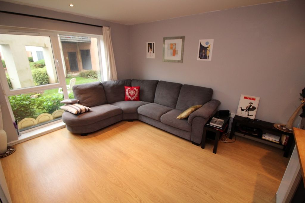 Property photo 2 of 8 Reception Area