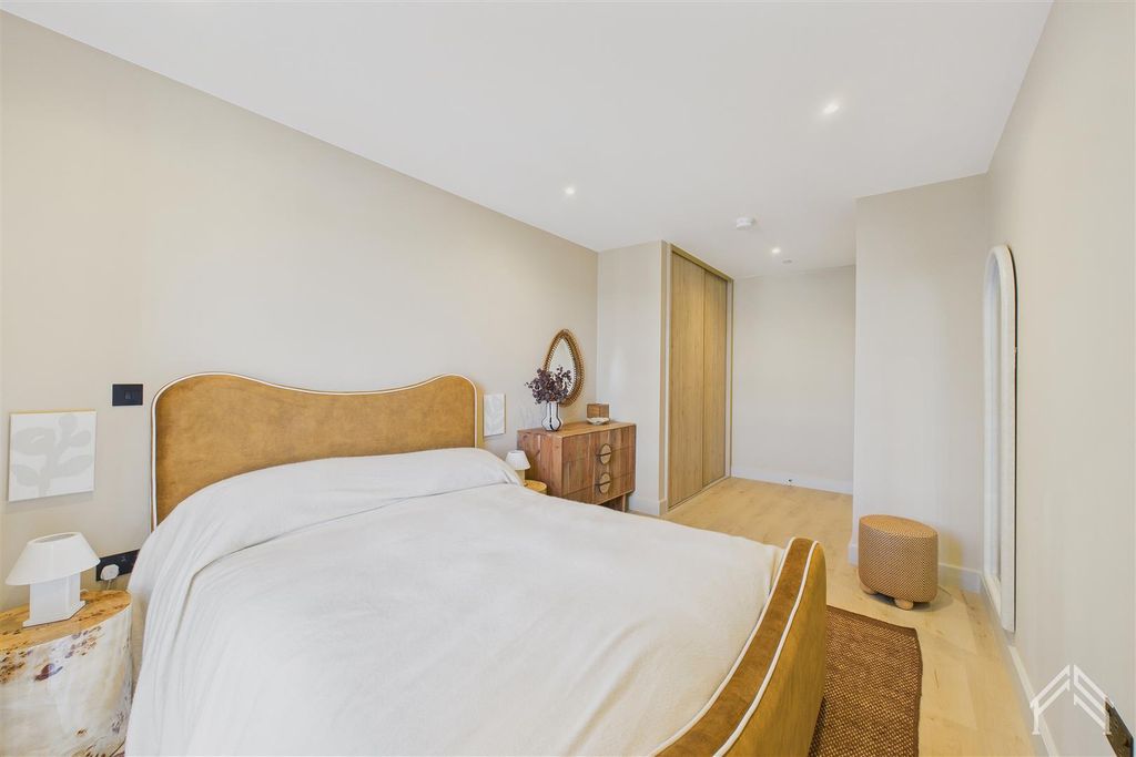 Property photo 3 of 10 6.Jpg