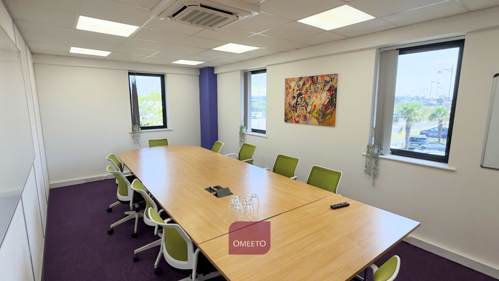 Property photo 2 of 12 Office To Let