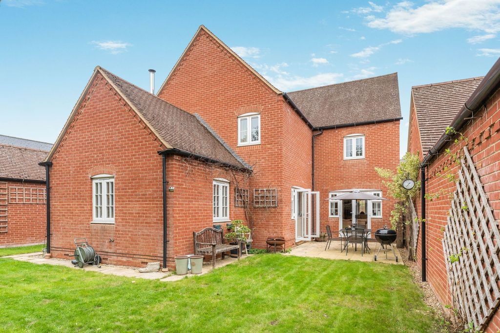 Property photo 1 of 22