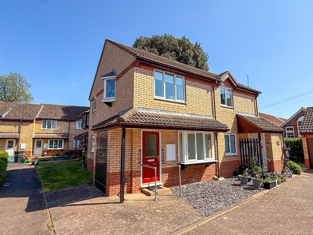 Property photo 1 of 8 4228362