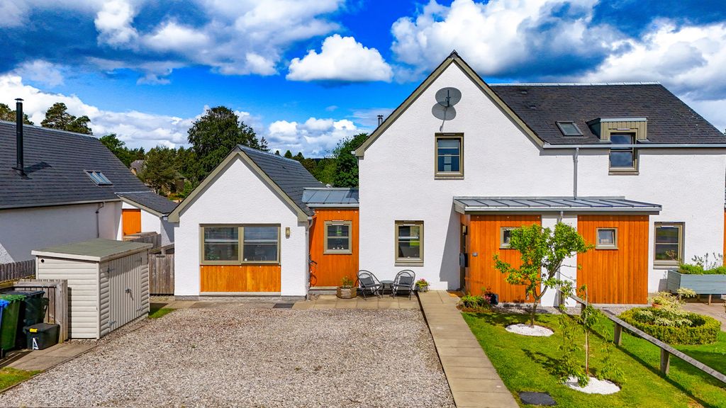 Property photo 1 of 39