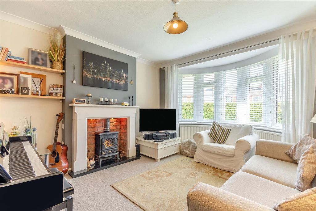 Property photo 3 of 41 8687998-Interior08.Jpg