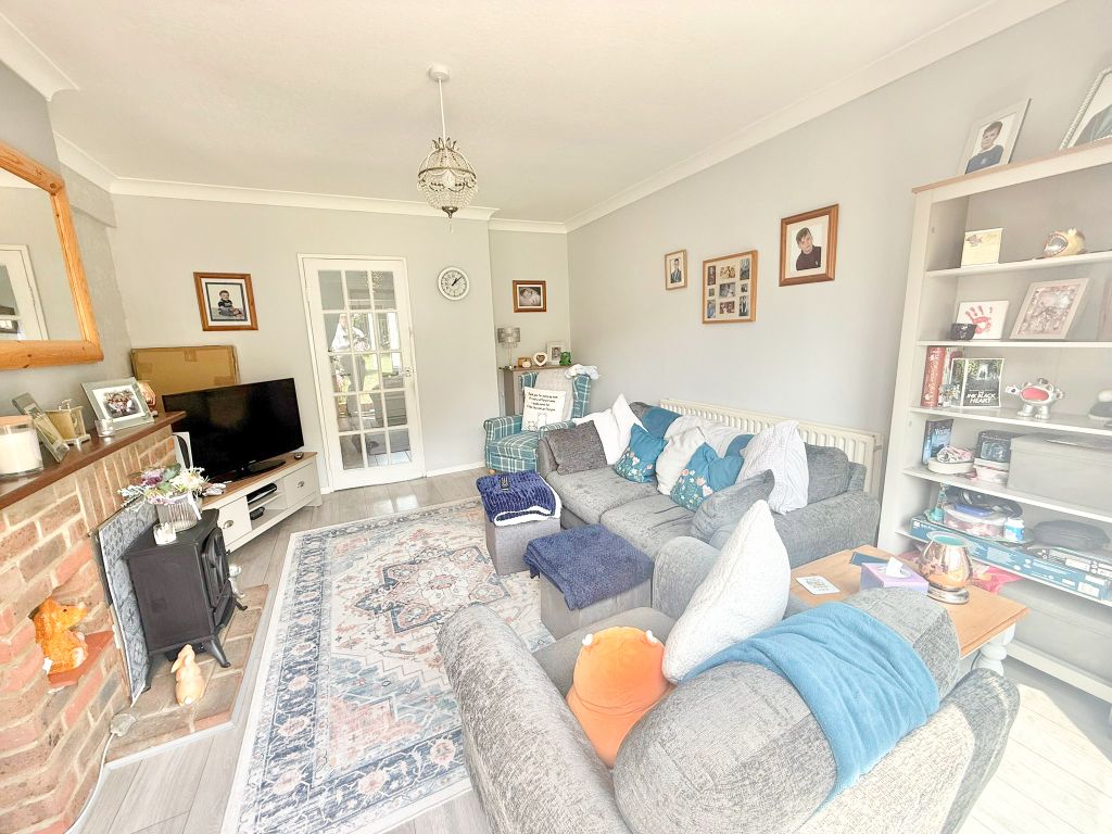 Property photo 2 of 14