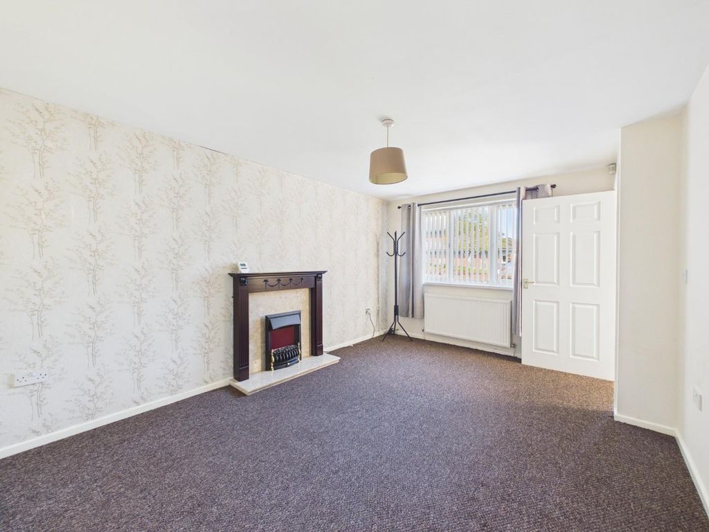 Property photo 3 of 14 Cam04899G0-Pr0346-Still008.Jpg