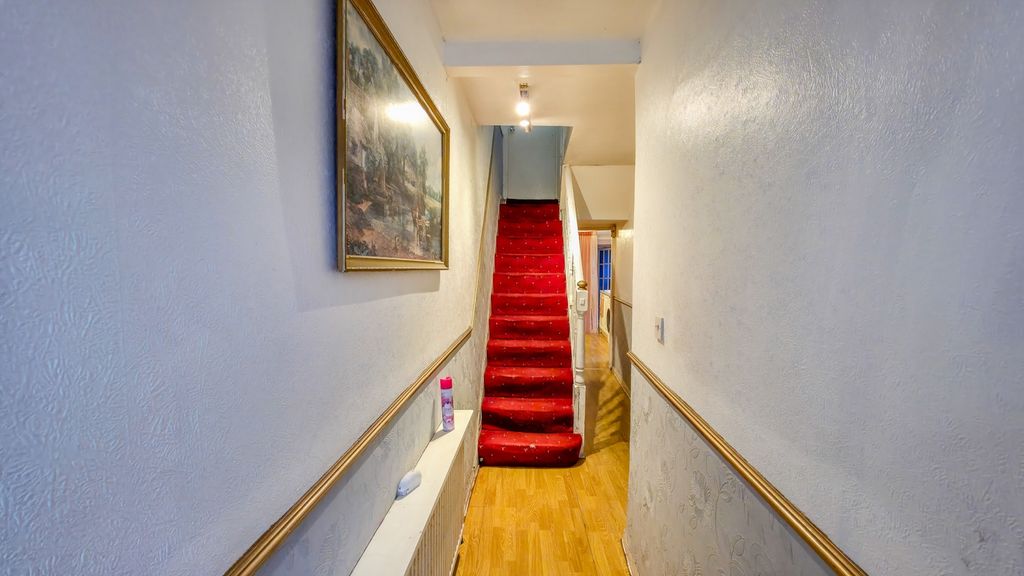 Property photo 2 of 17 20260113_102529