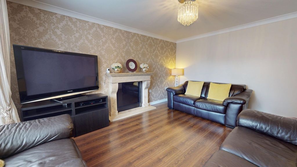 Property photo 3 of 45 5375317