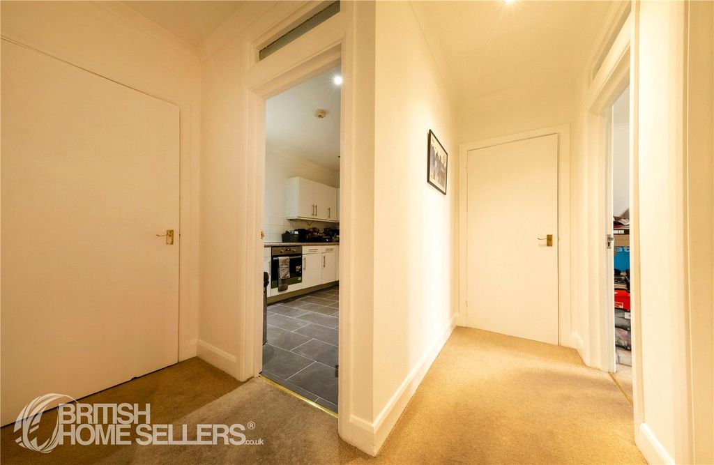 Property photo 2 of 14 Picture No. 06