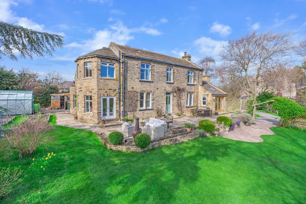 Property photo 2 of 35 Photo 9