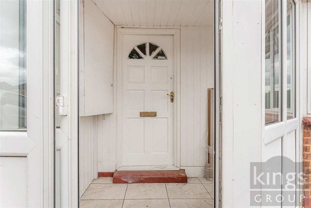 Property photo 3 of 30
