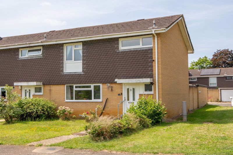 Property photo 1 of 11 External