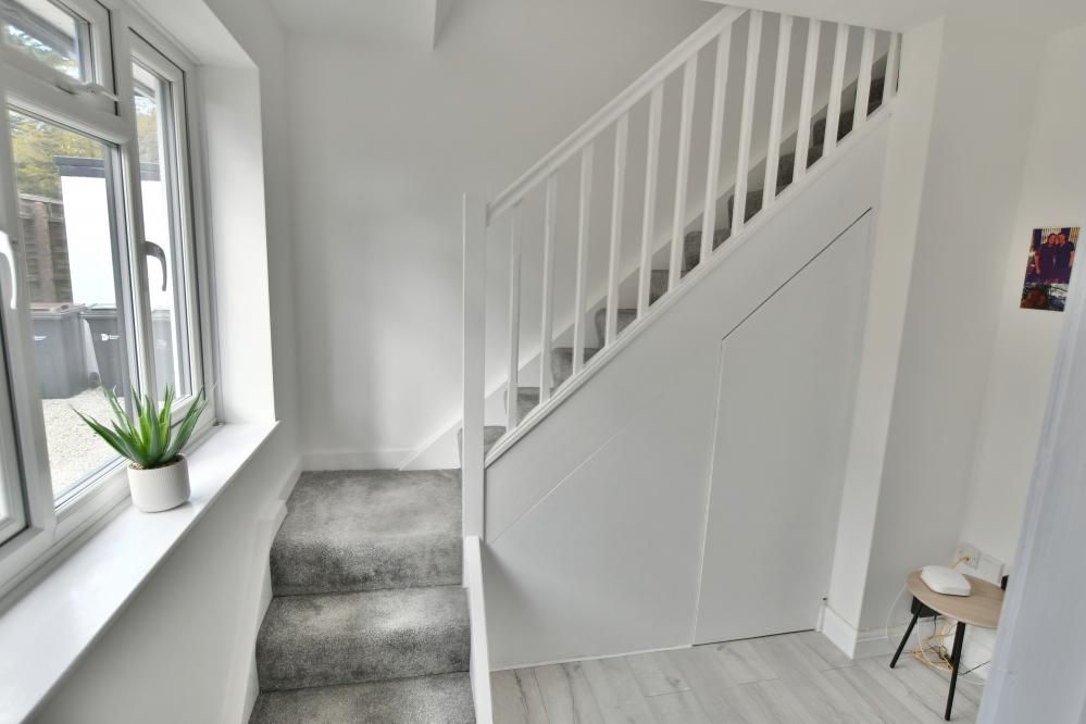 Property photo 3 of 19 Agents Notes