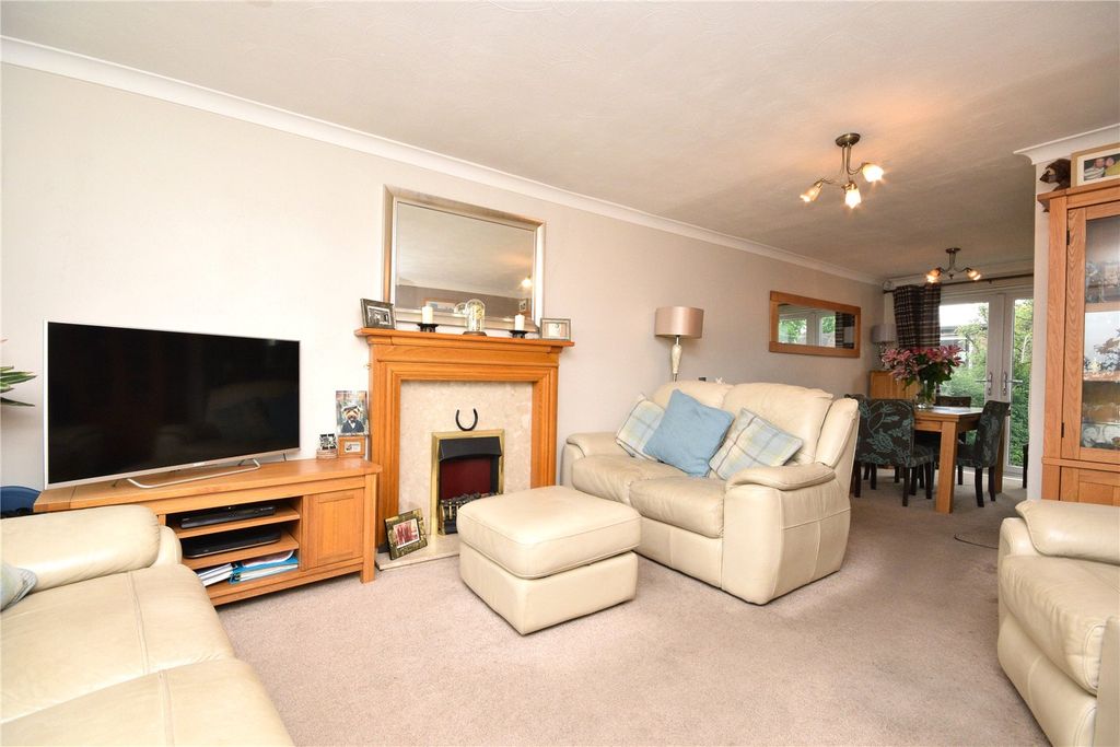Property photo 2 of 17 Picture No. 09