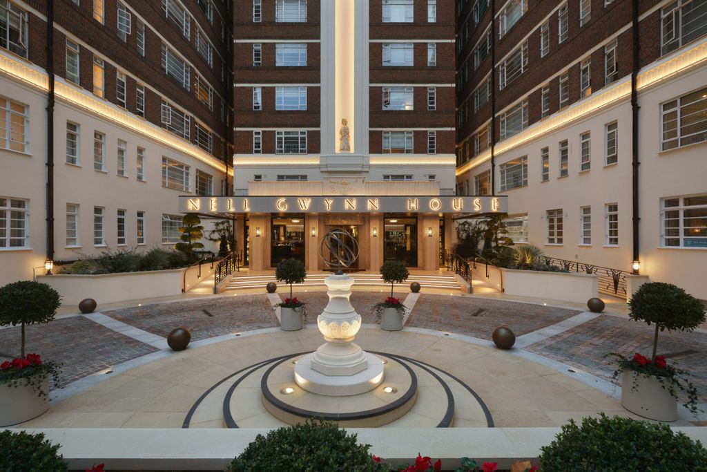 Property photo 1 of 7