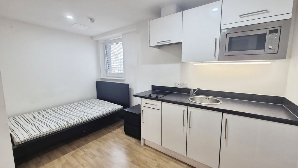 Property photo 2 of 10 3Aa28201-46E3Ddde-6A80-48Fc-A272-0Adb8F1967Ff.Jpg