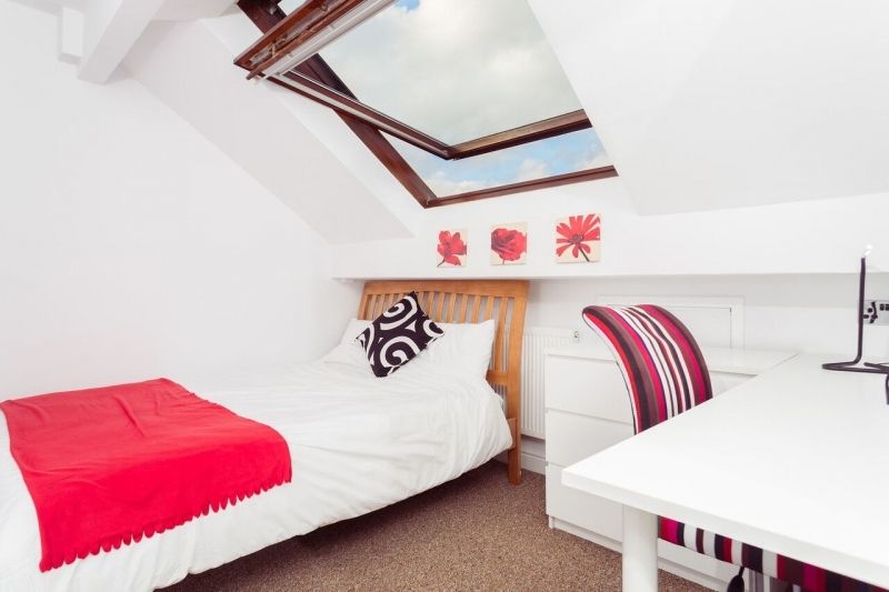 Property photo 2 of 6