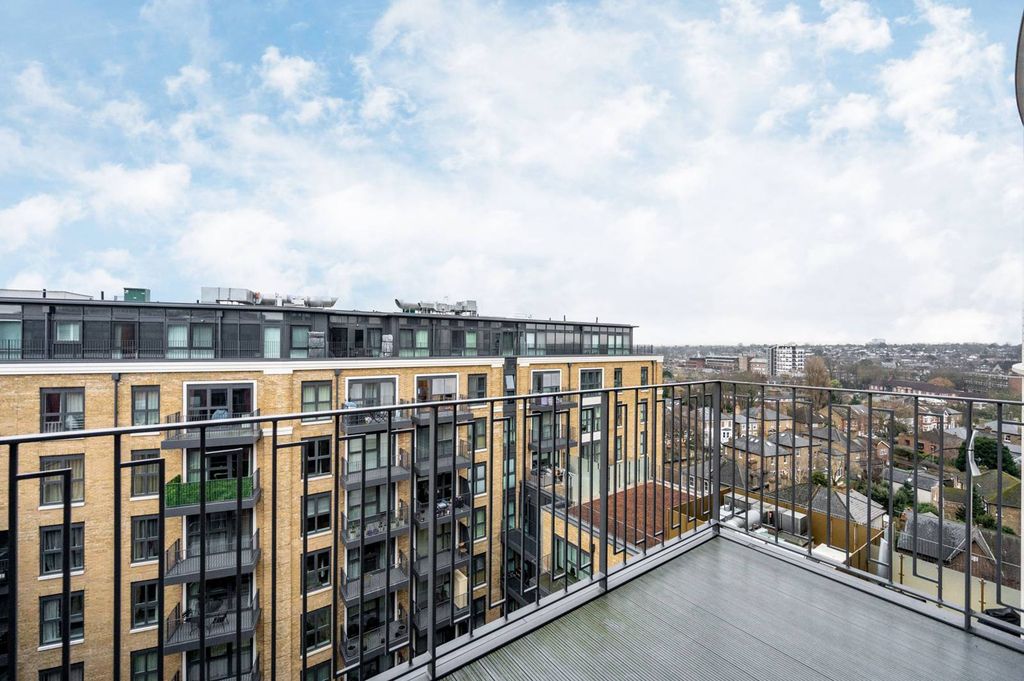 Property photo 3 of 9