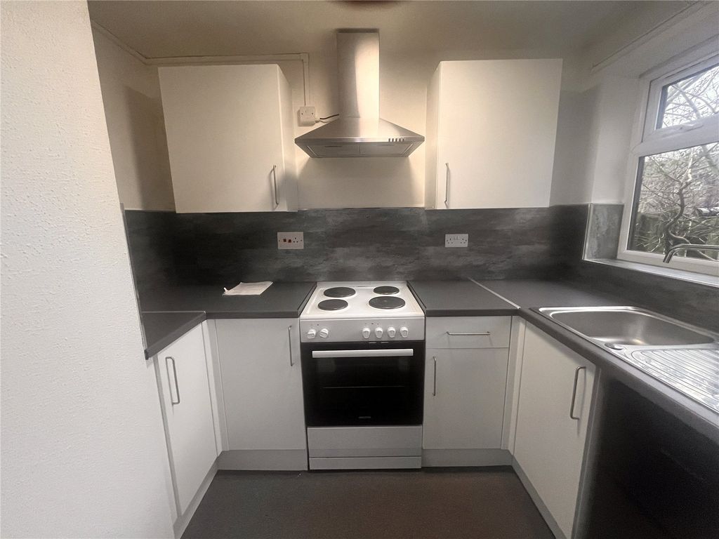 Property photo 2 of 7 Picture No. 04