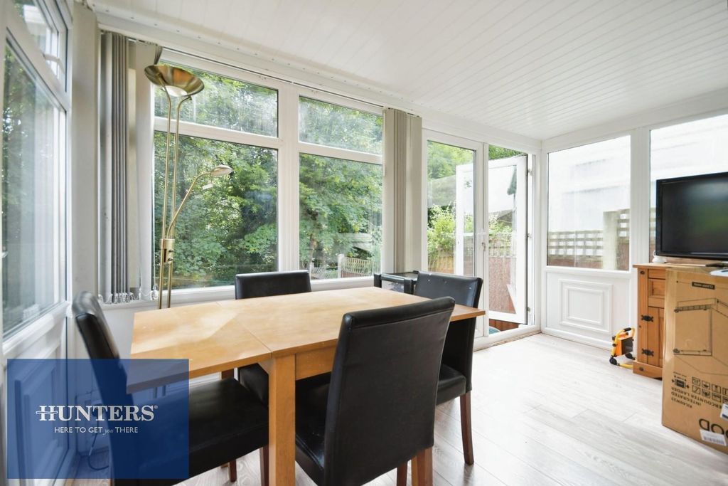 Property photo 1 of 12 Conservatory.Jpg