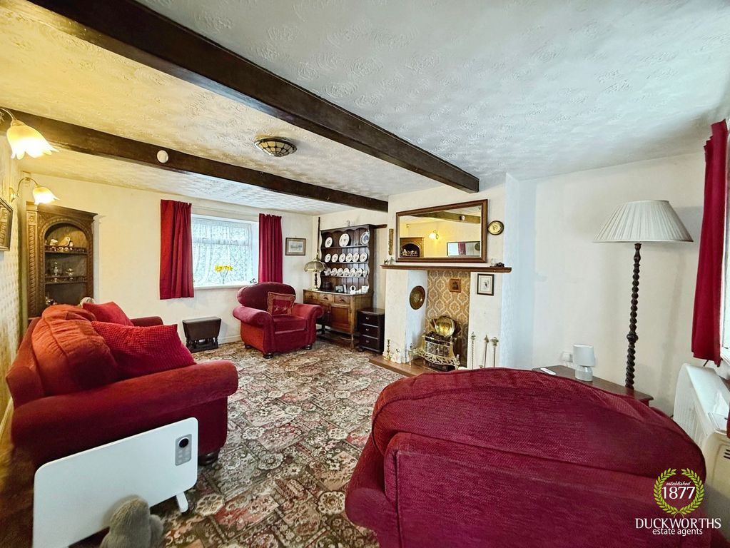 Property photo 2 of 26