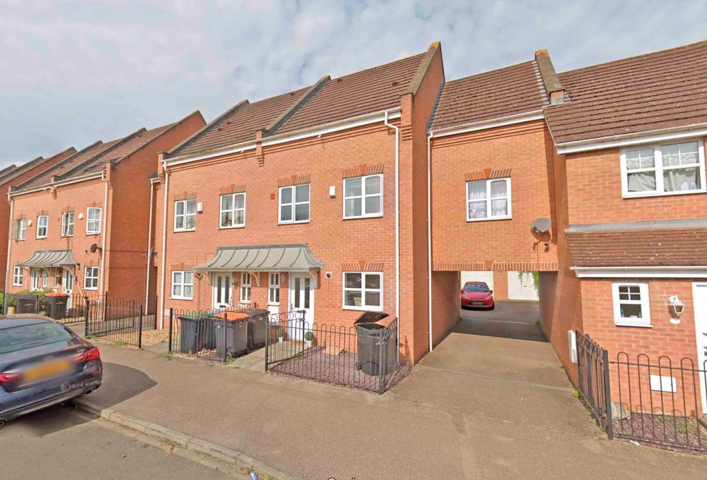 Property photo 1 of 24