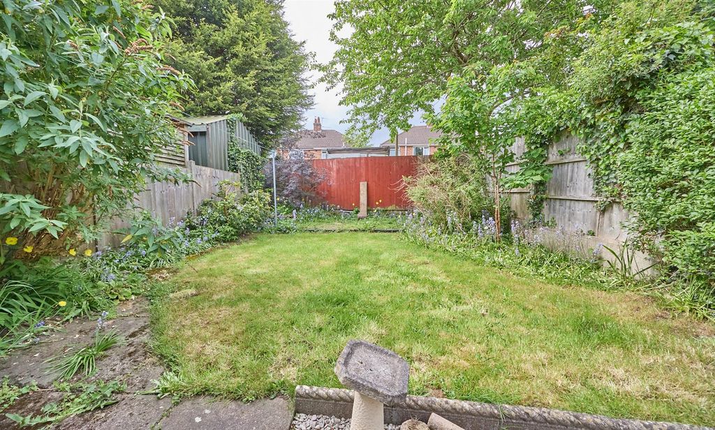 Property photo 3 of 12 Outside
