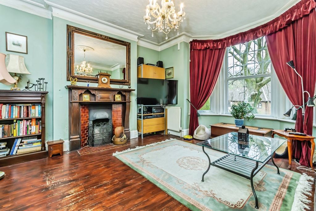 Property photo 2 of 18 Pbox-Img.Jpg