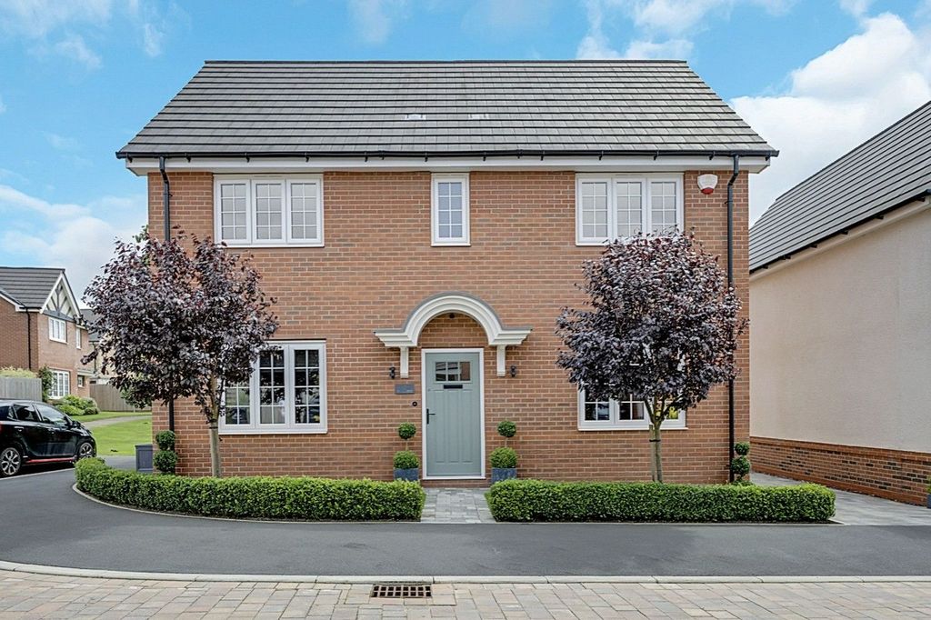 Property photo 1 of 38