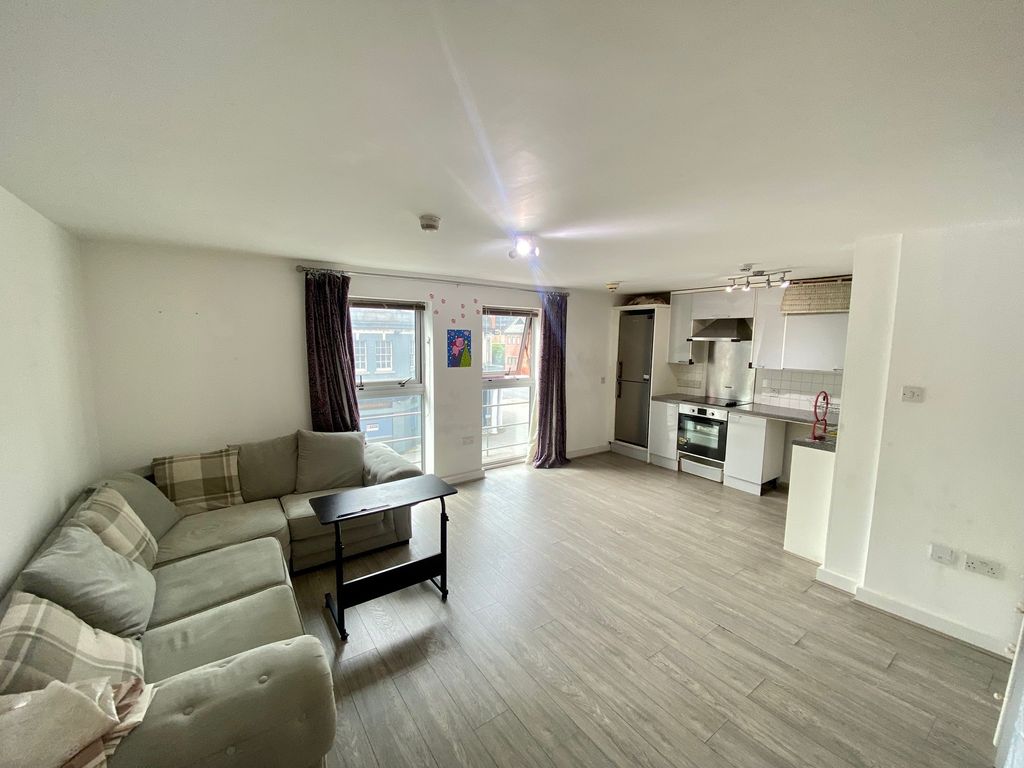 Property photo 1 of 8