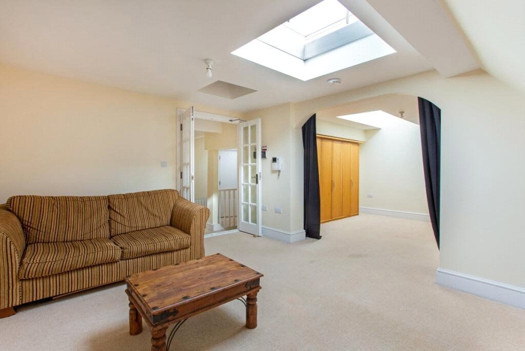 Property photo 3 of 7 Picture No. 04