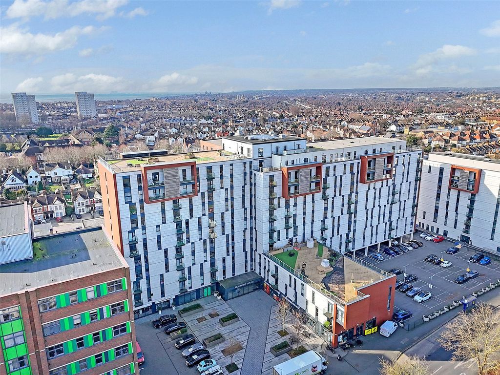 Property photo 2 of 11 Picture No. 07