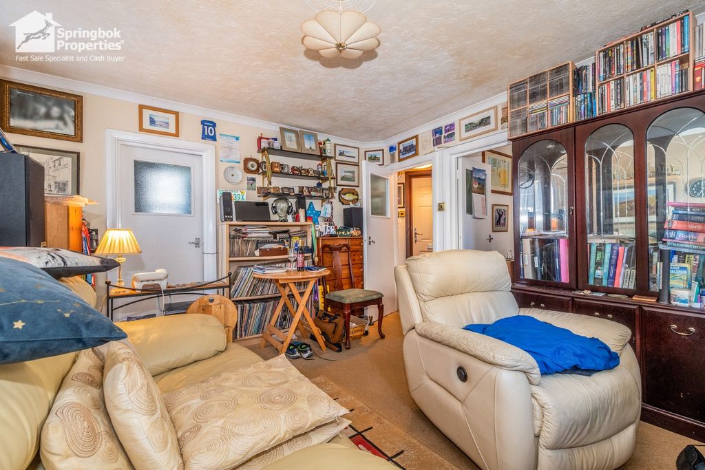 Property photo 3 of 9 Image 2